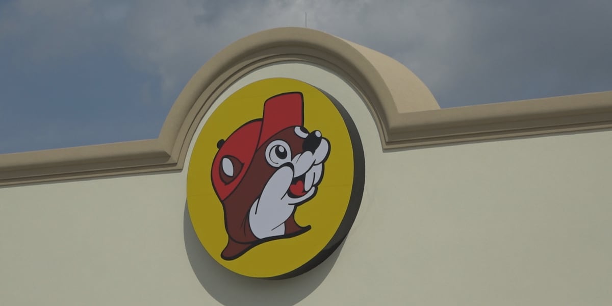 Sen. Michael Bennet weighs in on Buc-ee’s fight