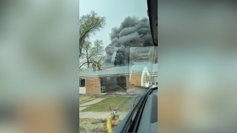Crews knock down structure fire in southwestern Colorado Springs