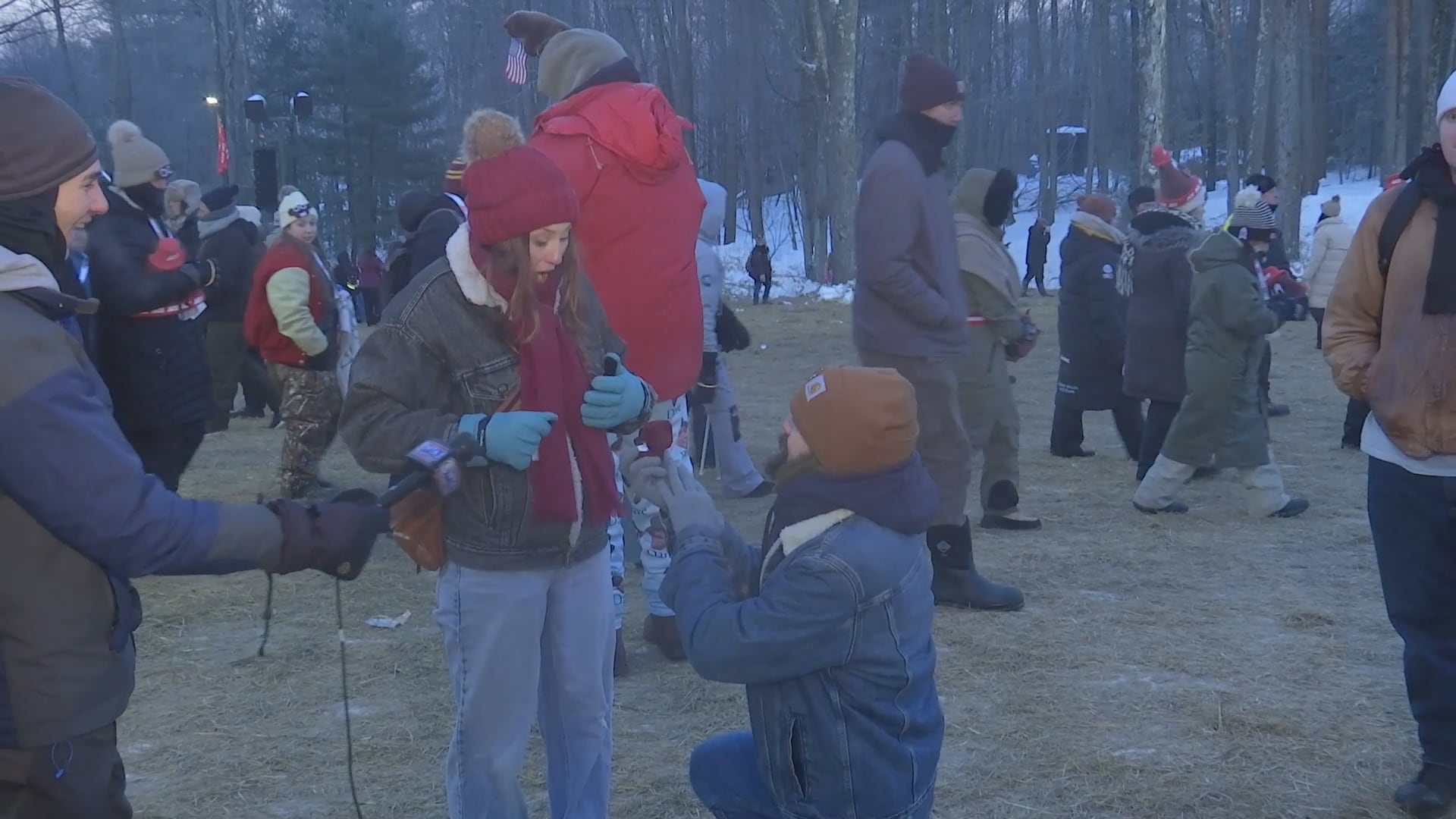 Colorado Springs couple gets engaged at Pennsylvania Groundhog Day event