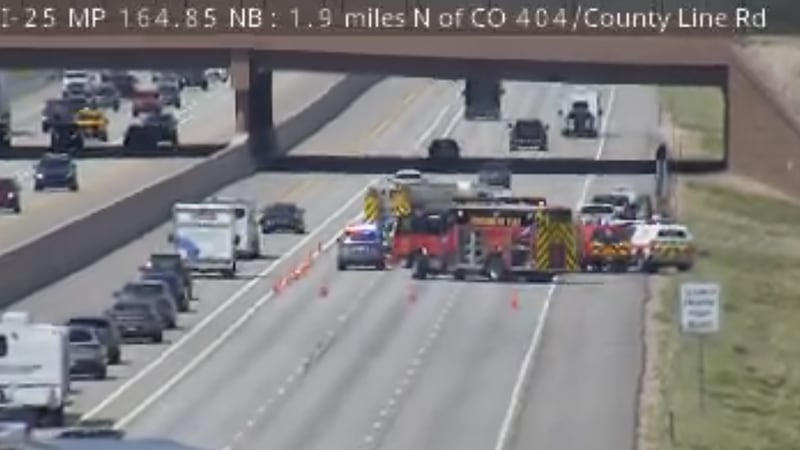 Crash forces lane closures on I-25 north of Colorado Springs
