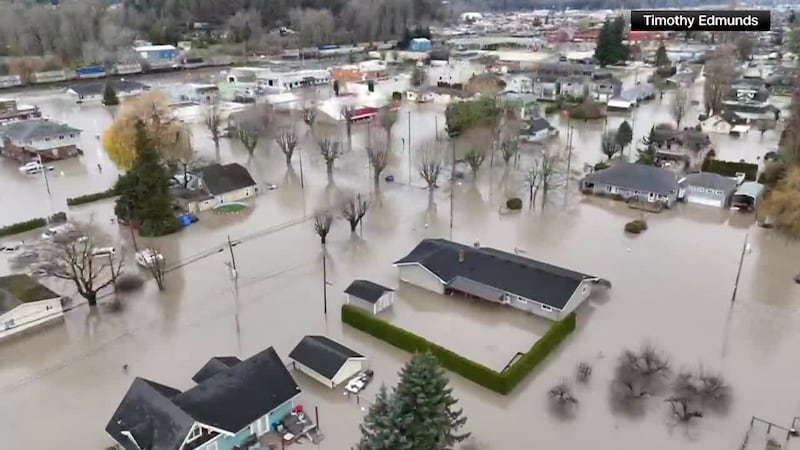 The governor says flooding could reach historic levels. (CNN, KING, KOMO)